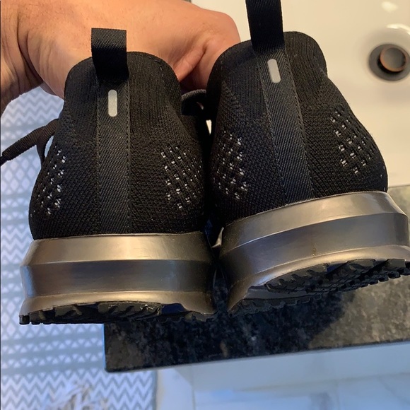 Brooks Levitate 3 shoes. Men’s 12.5 regular width. - Picture 6 of 6